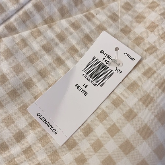 Old Navy High Rise Pixie Flare Pants - Picture 3 of 3